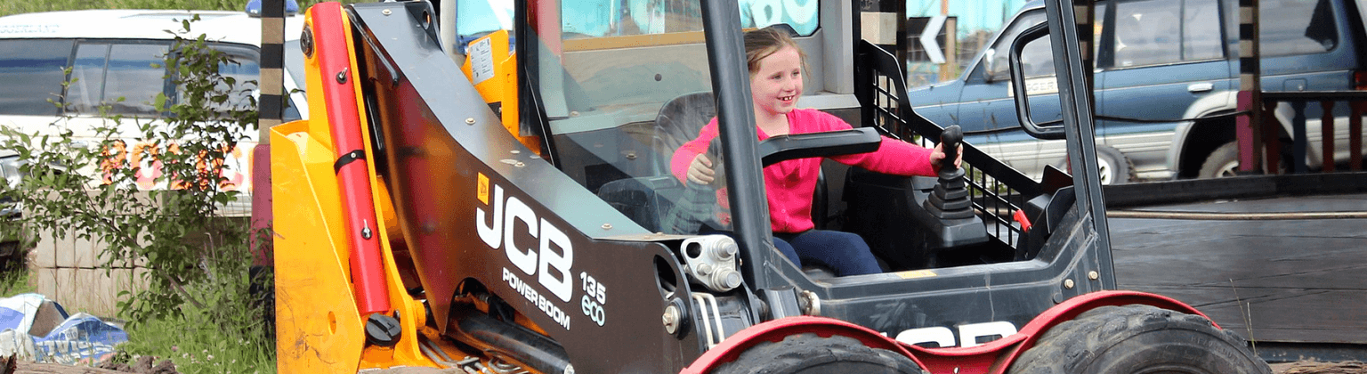 Photo of Diggerland, taken by Photo Credit: Blake Hammond - https://commons.wikimedia.org/wiki/File:Robots_at_Diggerland.jpeg