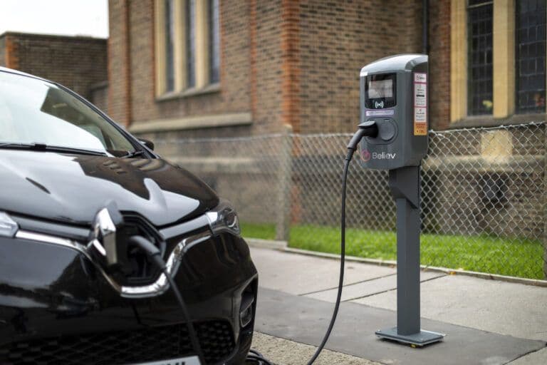 Believ Charger Croydon