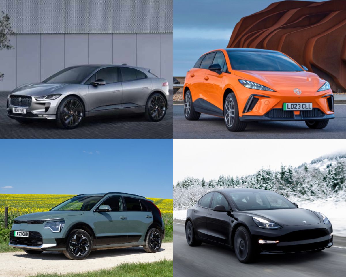 Quattro auto elettriche: una berlina argentata, un SUV arancione, un crossover grigio e un SUV nero, esposte in diverse ambientazioni esterne.