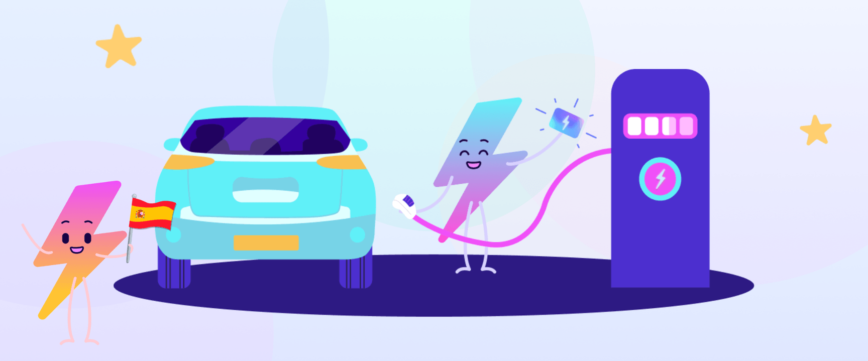 Personajes de dibujos animados cargando un coche eléctrico en una gasolinera. Uno sostiene una bandera española, otro conecta un enchufe. Estrellas decoran el fondo.
