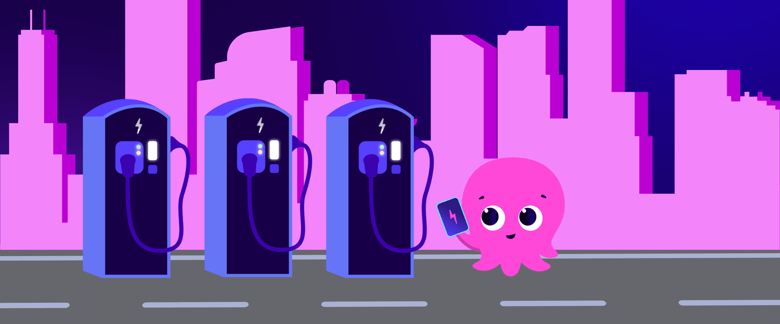 Un polpo rosa tiene in mano uno smartphone, in piedi accanto a tre stazioni di ricarica per veicoli elettrici sullo sfondo di un paesaggio urbano viola.