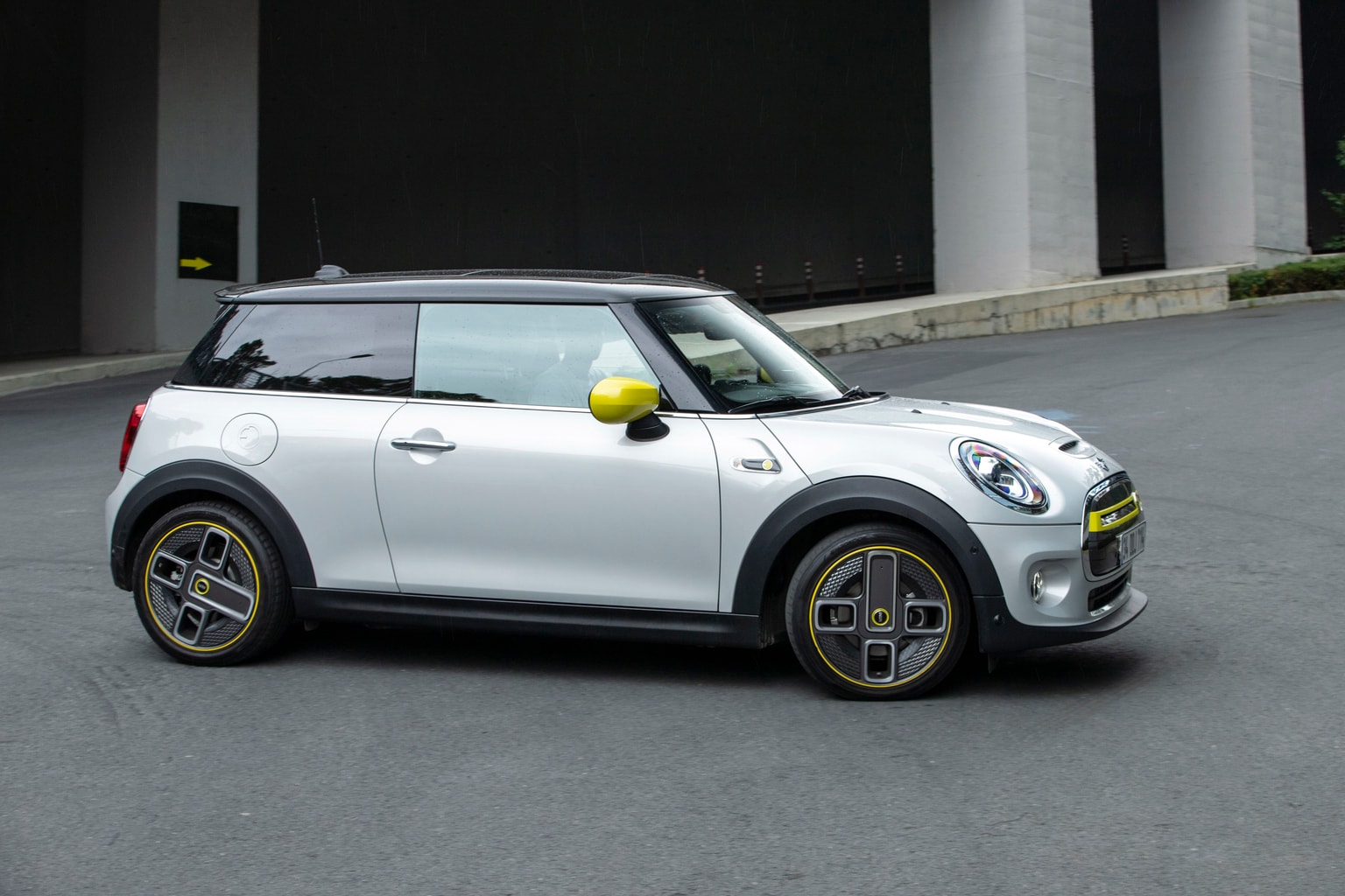 Vehículo eléctrico Minicooper